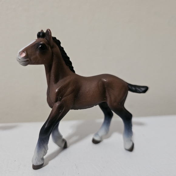 Safari Ltd Foals Set of 4 - Picture 2 of 7